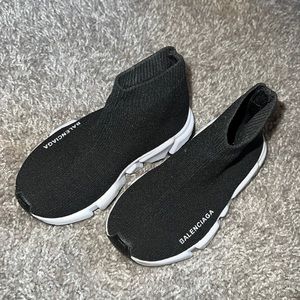 8c or 24 Black Balenciaga Runners
